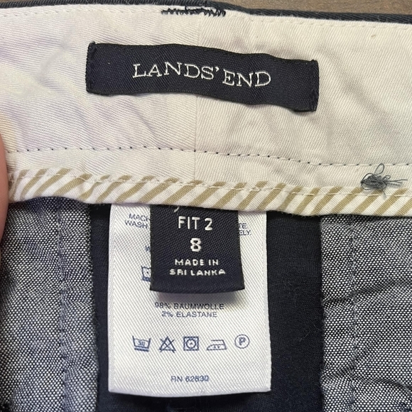 Land's End Navy Bermuda Chino Shorts Fit 2 Women's Size 8 Classic Neutral Spring - Picture 5 of 6